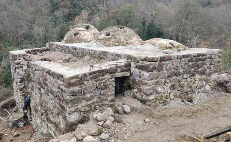 Tarihi Osmanlı hamamı restore ediliyor

