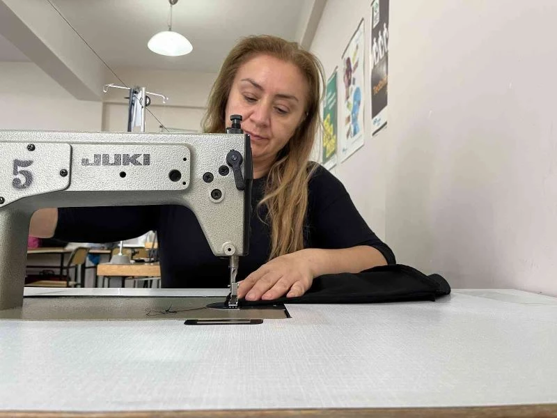  Odunpazarı Halk Eğitimi Merkezi bir yılda 60 bin kişiye eğitim verdi
