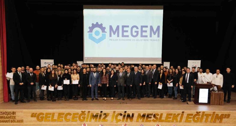 MEGEM’de eğitimlerini tamamlayan 115 genç sertifikalarını alarak iş yaşamına adım attılar
