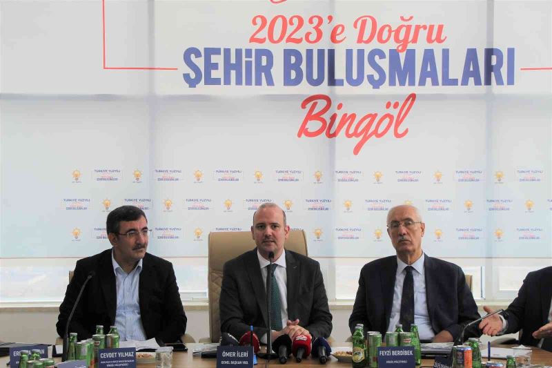 AK Parti Genel Başkan Yardımcısı İleri: ’’Türkiye’de, yurt içinde bulamadıkları vizyonu maalesef yabancı danışmanlar ile bulmaya çalışıyorlar’’
