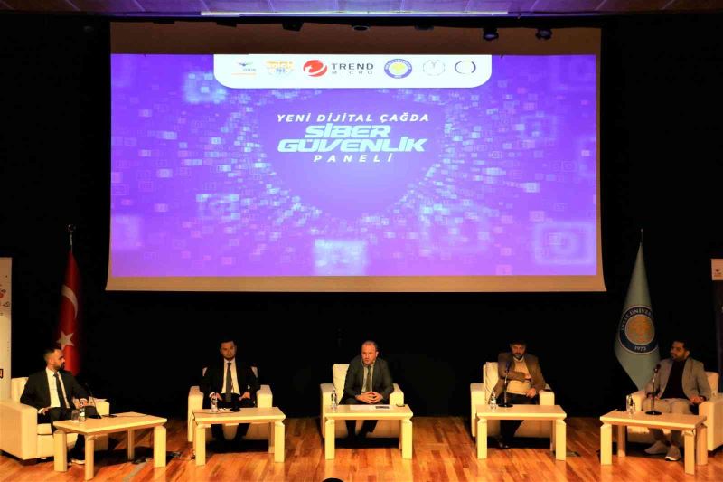 Diyarbakır’da ‘Yeni Dijital Çağda Siber Güvenlik Paneli’ düzenlendi

