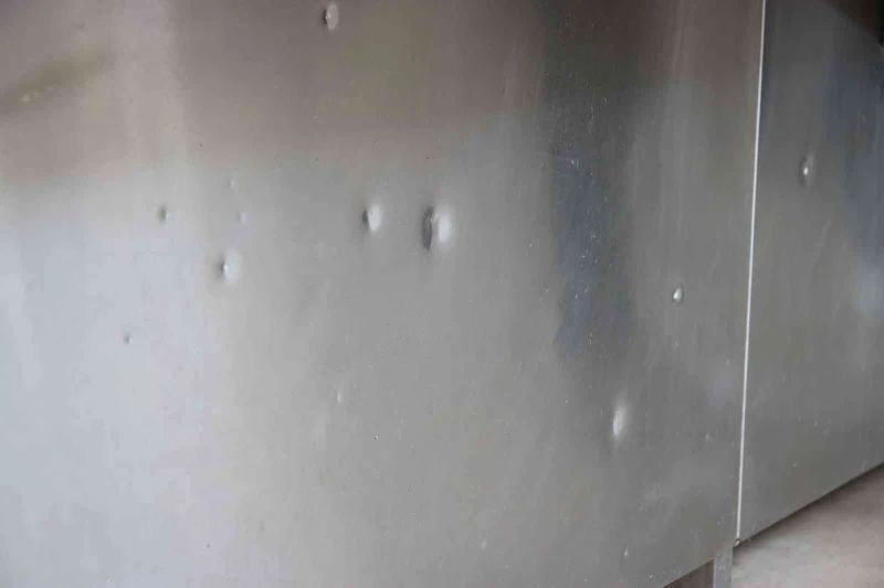 Dicle Üniversitesinde 1993’teki bombalı saldırının izleri yemekhane tezgahında
