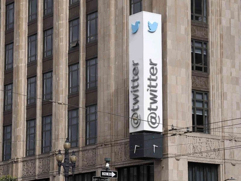 Musk, eski Twitter yönetiminin Biden’ın oğlu hakkındaki haberleri nasıl sansürlediğini ifşa etti
