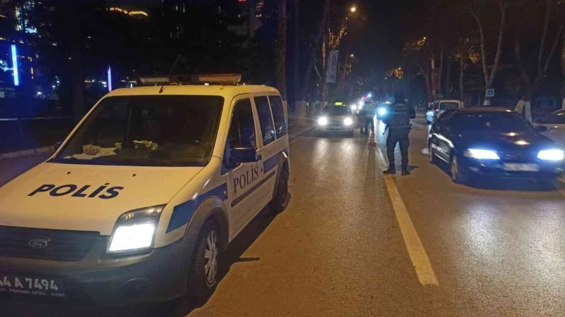 Malatya’da polis ekipleri yılbaşı denetiminde
