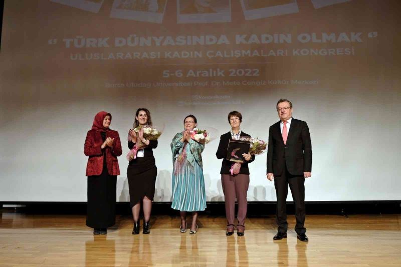 Bursa’da Türk kadınına uluslararası bakış
