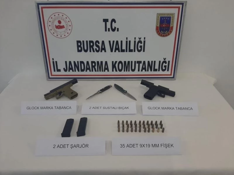İhbar üzerine harekete geçtiler 2 kişiyi suç üstü yakaladılar