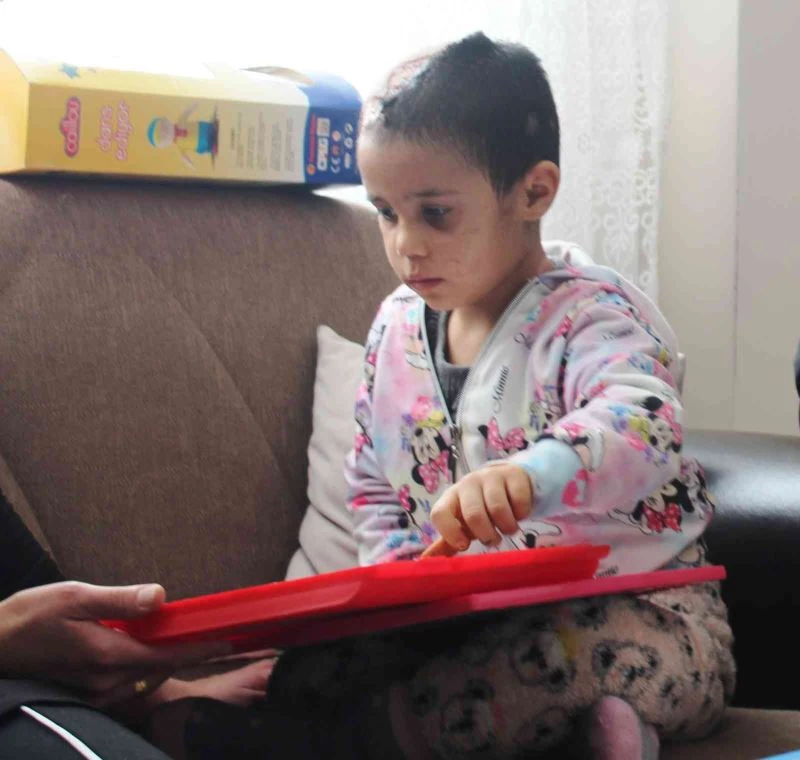 Minik Asiye evinde ilk kez görüntülendi, neşeli hali dikkat çekti
