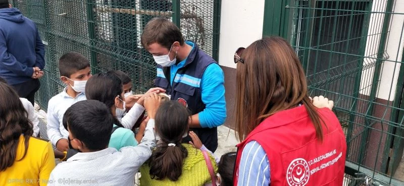 Bu bahçede sevgi paylaştıkça çoğalıyor
