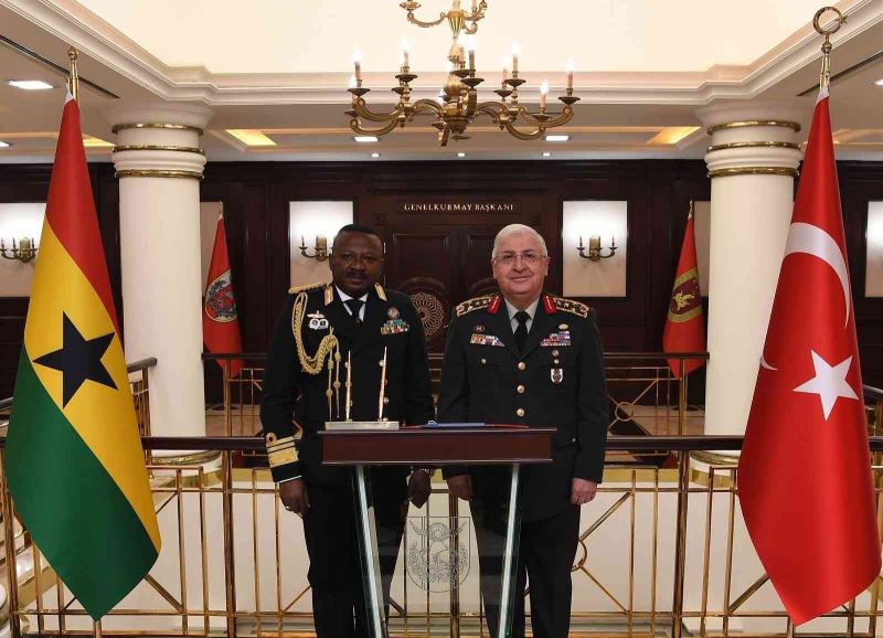 Genelkurmay Başkanı Güler, Ganalı mevkidaşı Amoama’yı ağırladı
