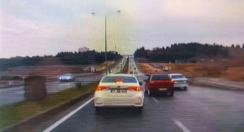 Kural tanımayan sürücü kazaya neden oldu
