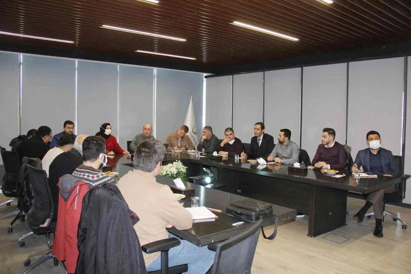 GTB akademi, dış ticarette müşteri bulma yöntemleri eğitimi düzenledi
