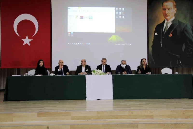 Uşak OSB bilgilendirme ve arazi tahsis modellemesi toplantısı düzenlendi
