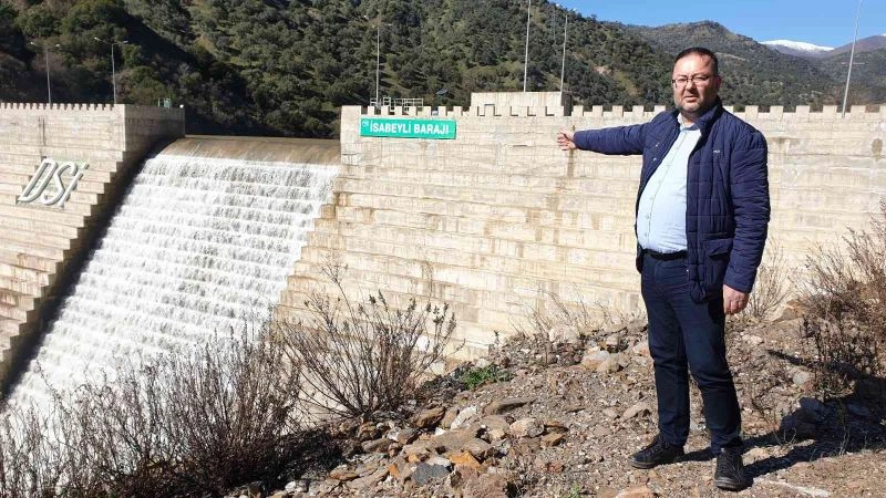 Barajların doluluk oranı memnun ederken, boşa akan suya dikkat çektiler
