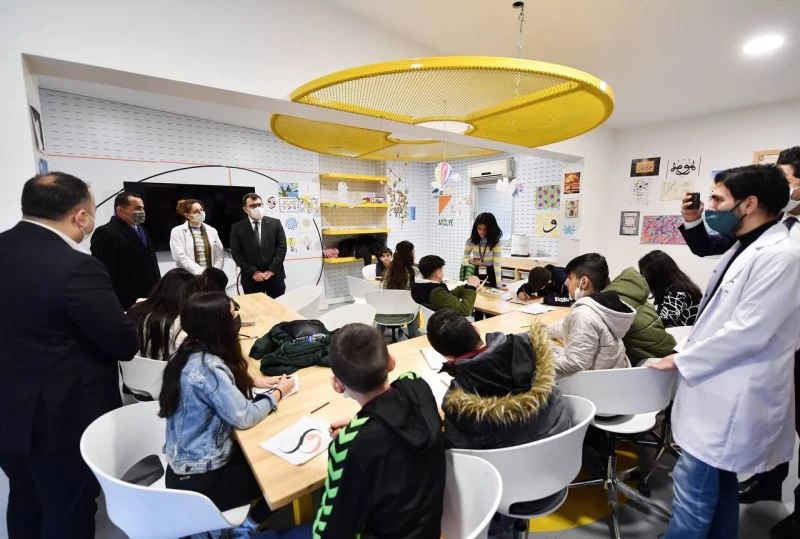 TÜBİTAK Başkanı Hasan Mandal’dan Bilim Beyoğlu’na ziyaret
