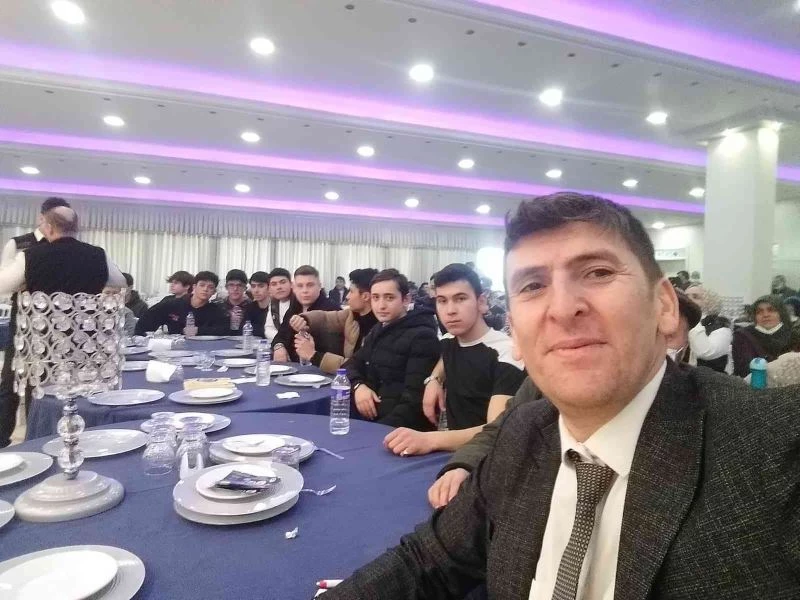 (Özel) Yüzlerce kişinin katıldığı eğlencede toplanan parayla öğrenciler burs alacak
