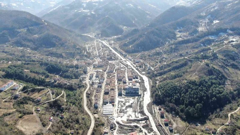 Sel felaketini yaşayan Bozkurt yeniden inşa ediliyor
