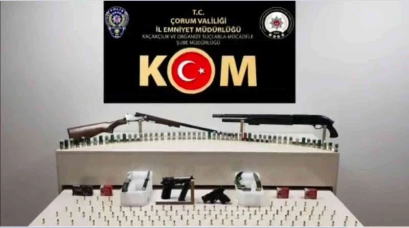 KOM ekiplerinden silah tacirlerine operasyon
