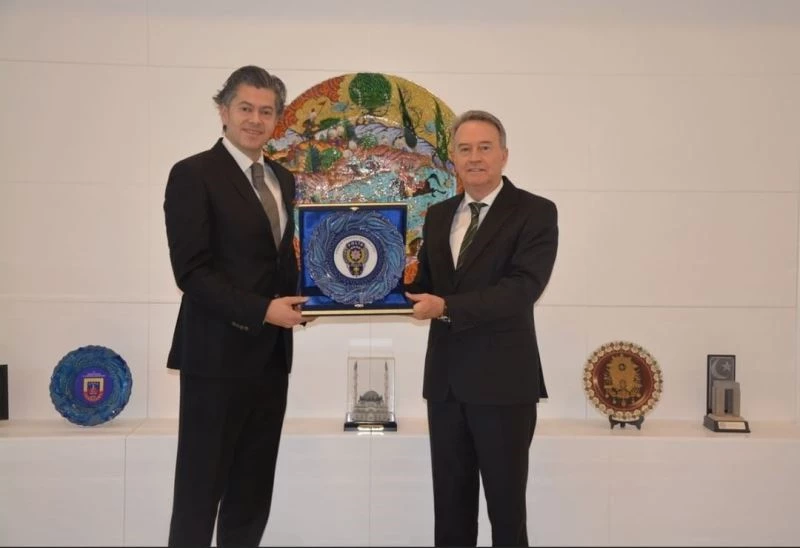 Doç. Dr. Şen, Emniyet Müdürü Alçalar’ı ziyaret etti
