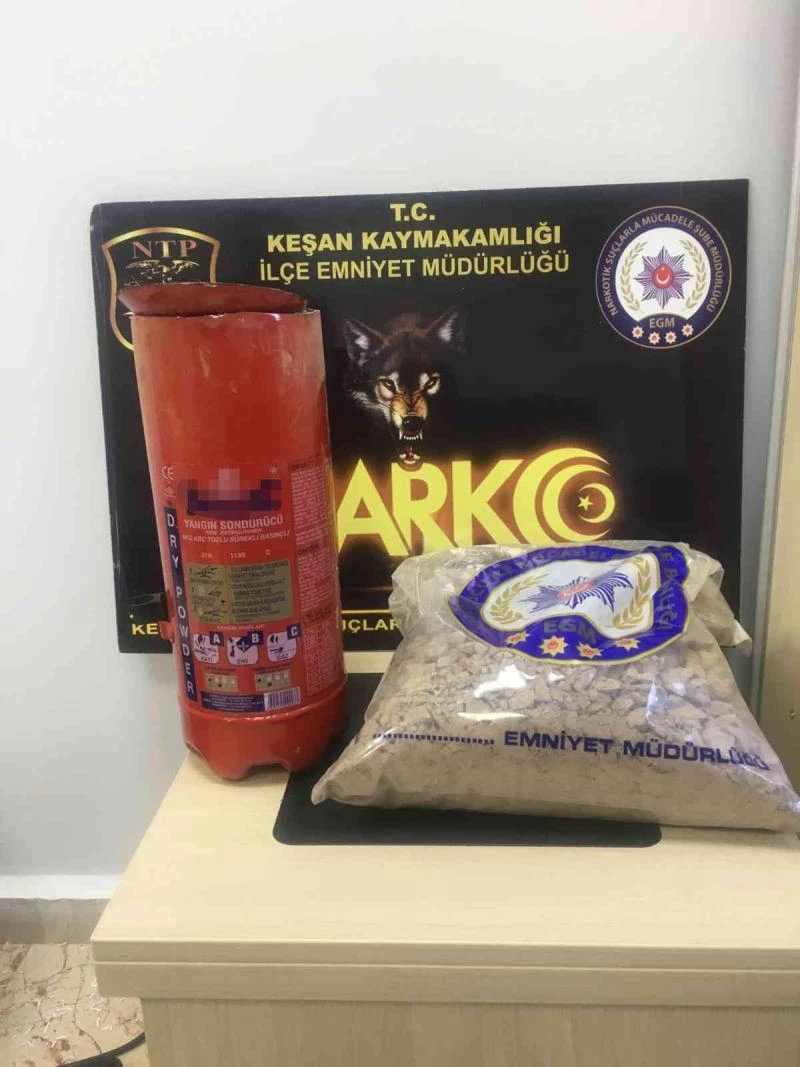 Zehir tacirlerinin yangın tüpü oyunu tutmadı
