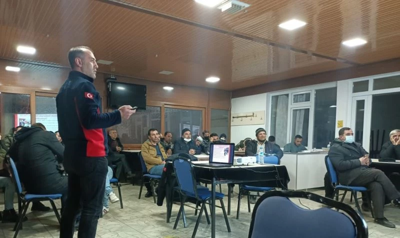 Simav’da “Gönüllü İtfaiyecilik Yetiştiriciliği” kursları
