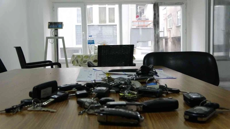 Uslanmaz çocuklar bu sefer lüks cip çaldı
