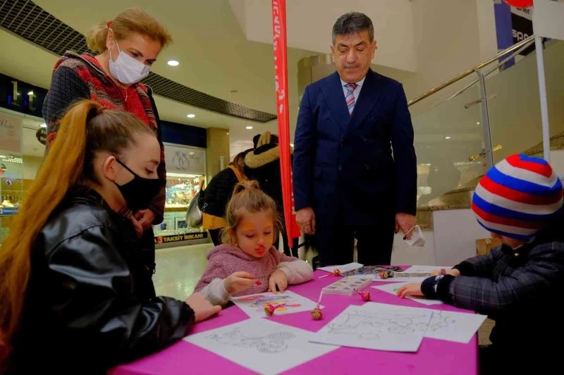Kastamonu Belediyesi, çocukların yüzünü güldürmeye devam ediyor
