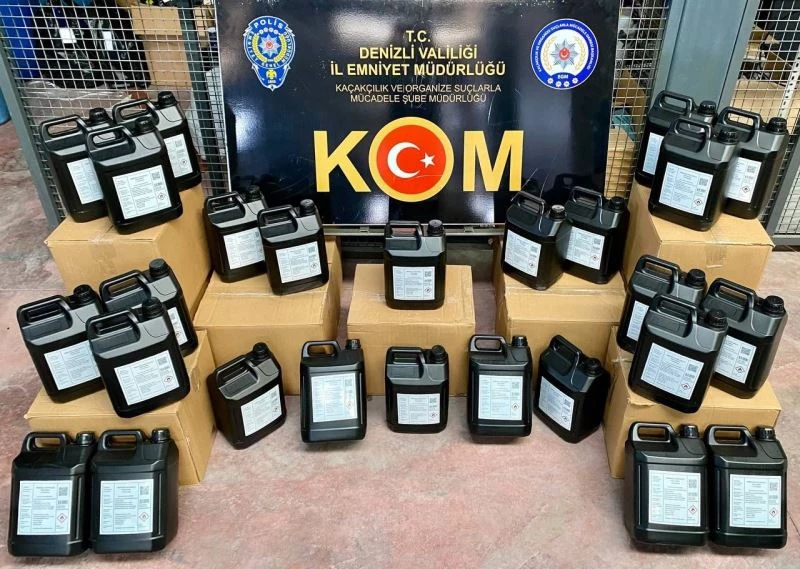 Yüzlerce kaçak ürün ve 63 bidon içerisinde 315 litre etil alkol ele geçirildi
