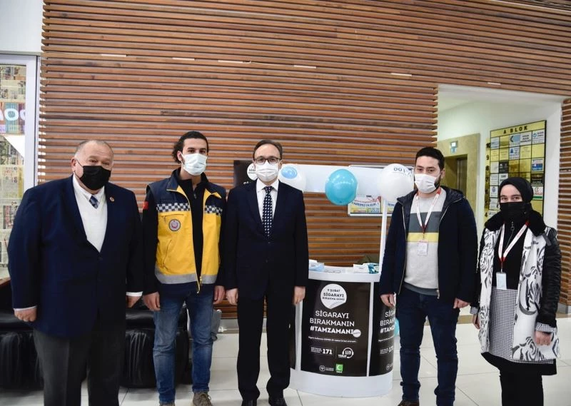 İl Sağlık Müdürlüğü personelleri Sigara Bırakma Günü’nde sahaya indi
