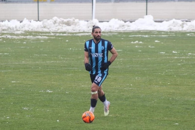 Belediye  Kütahyasporlu stoper Konuksever rekora gidiyor
