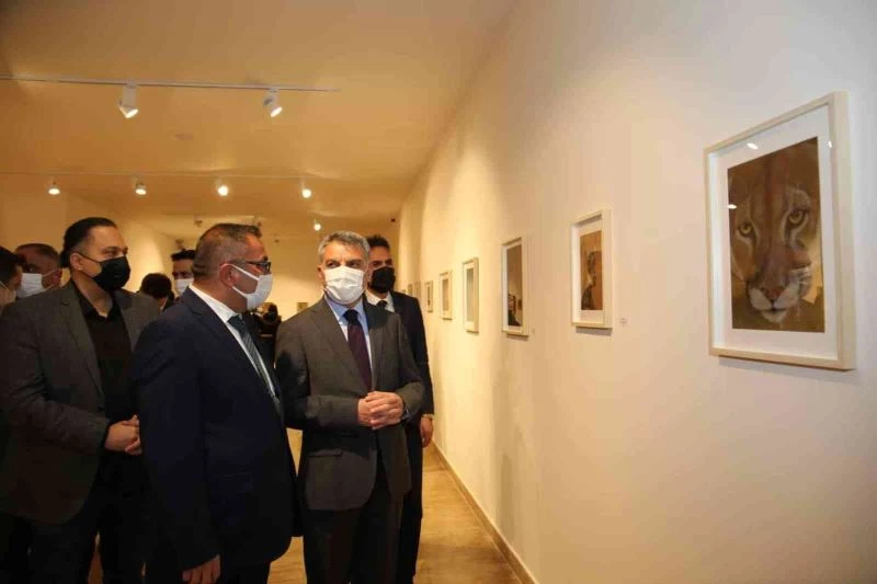 Tunceli’de ’Necefli Maşrapa Serisi: Hayvan Krallığı-II’ sergisi açıldı
