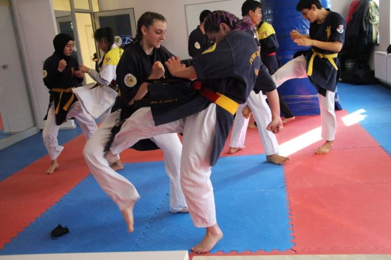 Mamak Belediyesi Sayokan Topluluğu sporcuları kıyasıya rekabet etti
