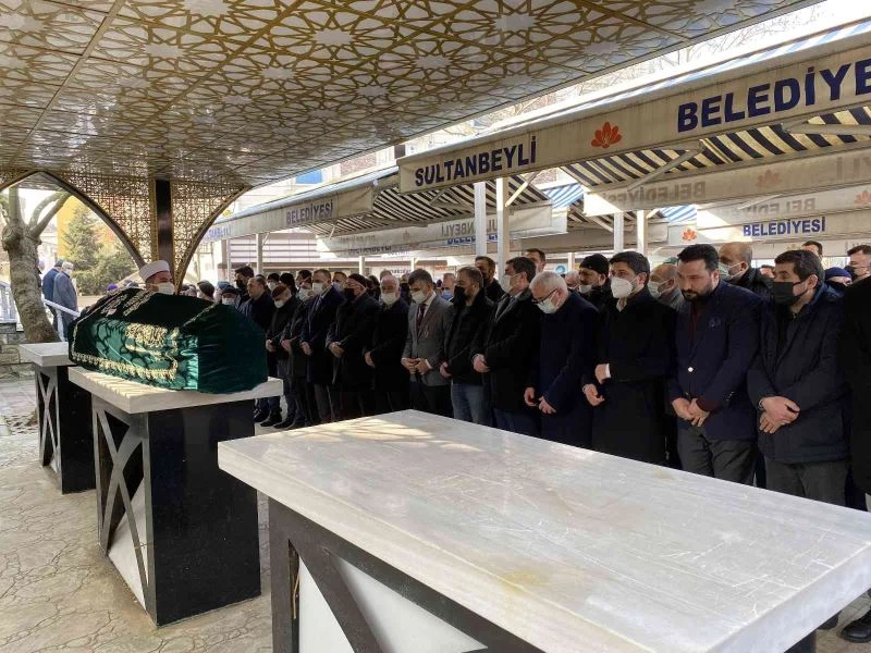 Sultanbeyli’de yangında hayatını kaydeden çocuk son yolculuğuna uğurlandı
