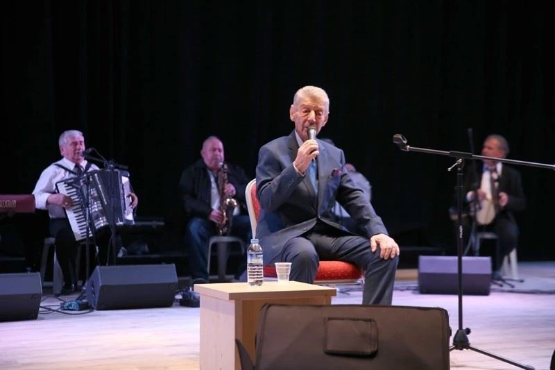 Rumeli Türkülerinin sevilen ismi Arif Şentürk hayatını kaybetti
