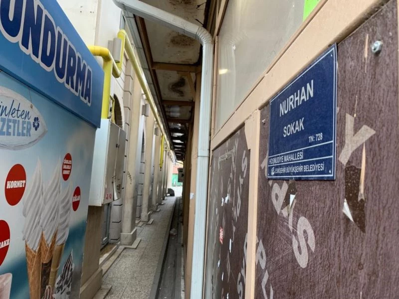 Ara sokak özellikle geceleri tehlike saçıyor
