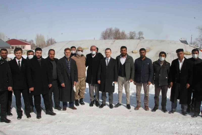 Kaymakam Demirer köyleri ziyaretlerine devam ediyor
