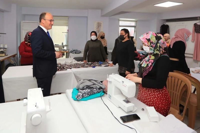 Pamukkale’de kurslar yoğun katılımla devam ediyor
