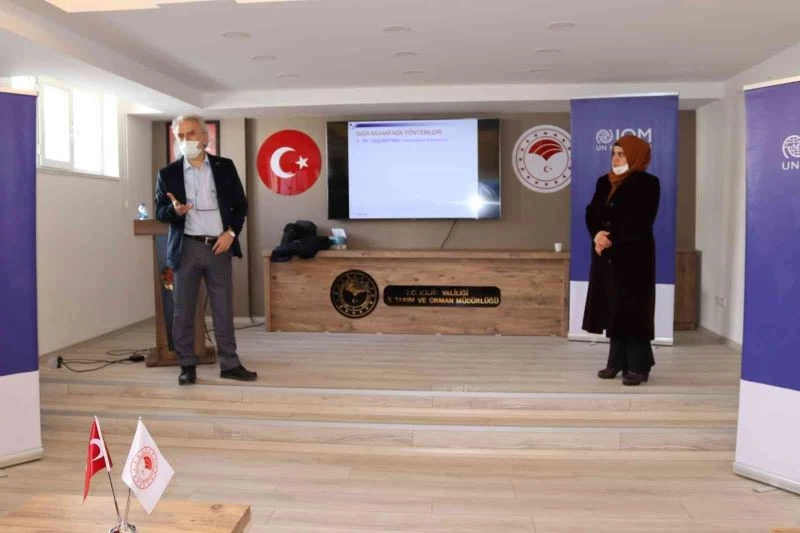 Üreticilere kurutmalık, paketleme, depolama eğitimi verildi
