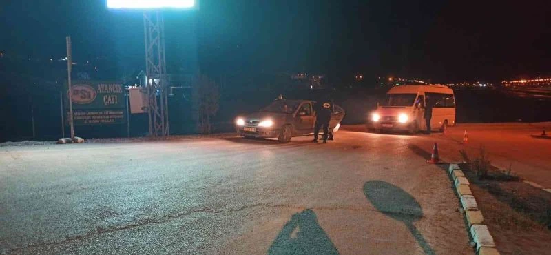 Ayancık polisten eş zamanlı denetim
