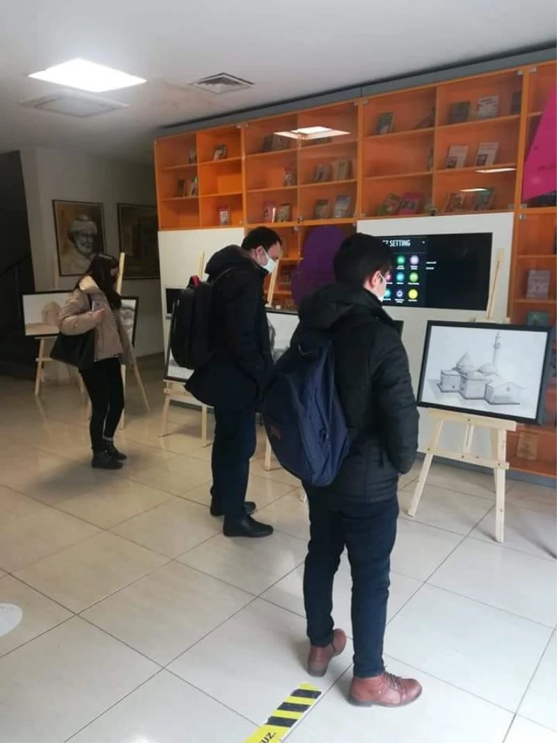 Hayatını kaybeden arkeolog adına kütüphanede sergi açıldı
