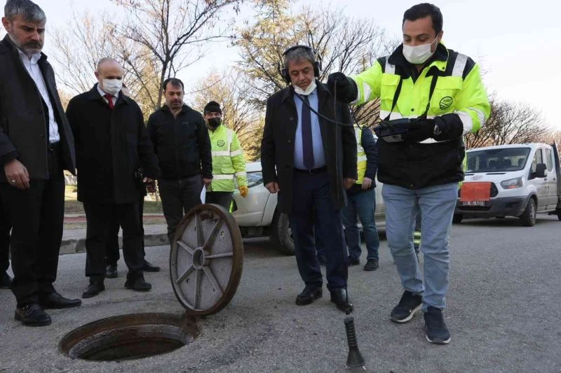 ASKİ’den suda kayıp kaçağa anında müdahale

