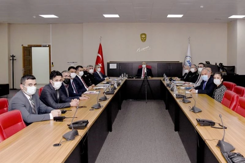 Vali Su açıkladı: 112’ye gelen çağrıların sadece yüzde 37’si gerekli ihbar
