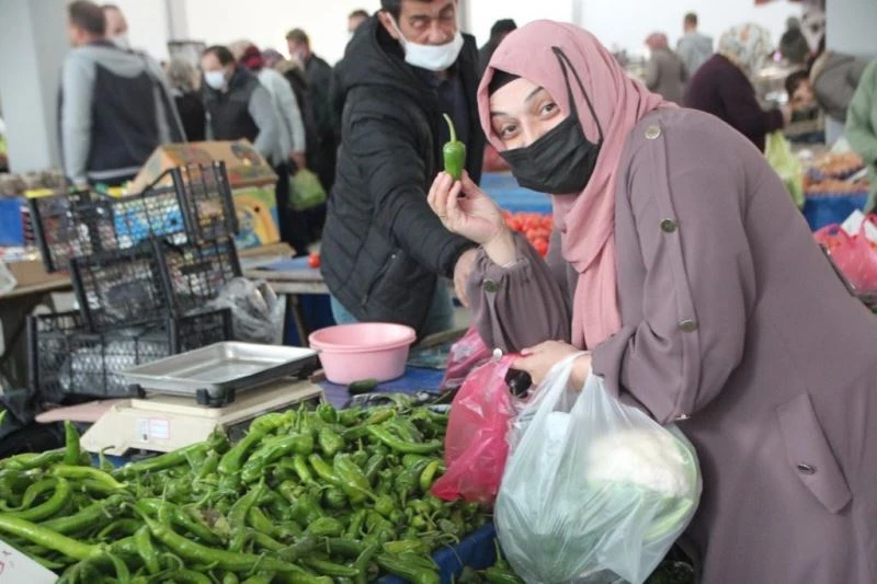 Bilecik Pazarcılar Derneği Başkanı Bahattin Çalık: “Havalar ısındıkça fiyatlar daha da düşecektir”
