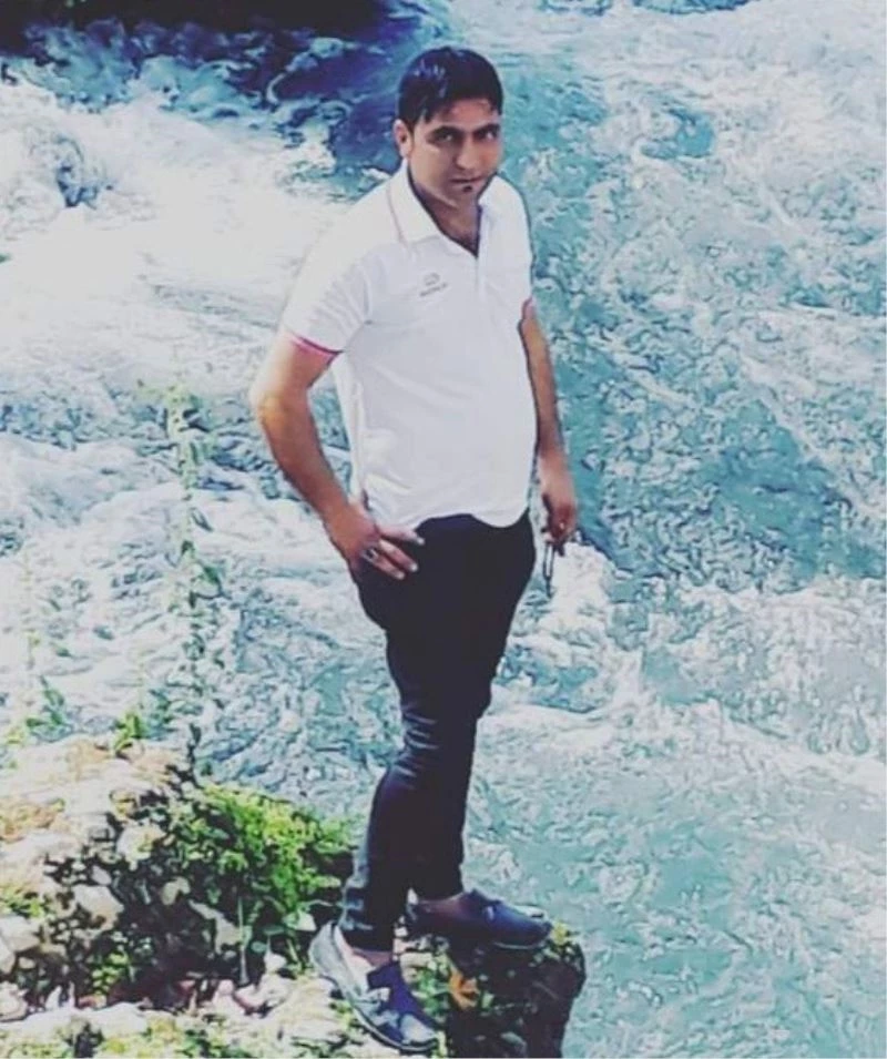 Kabak için kuzenini öldürdü
