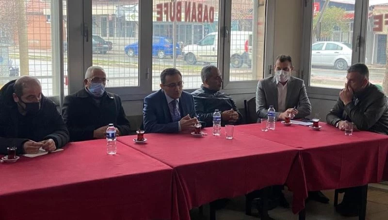 Kaymakam Uçgun mahalle sakinlerinin sorunlarını dinledi
