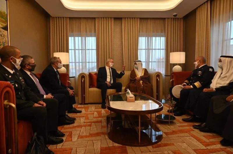 İsrail Savunma Bakanı Gantz’den Bahreyn’e tarihi ziyaret
