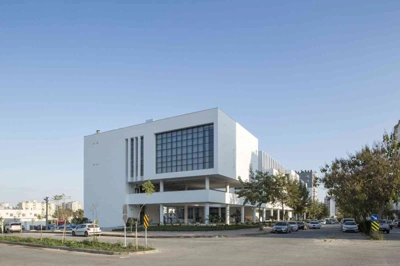 Mezitli Belediyesi Hizmet Binası, Mimarlar Odası Dergisinde
