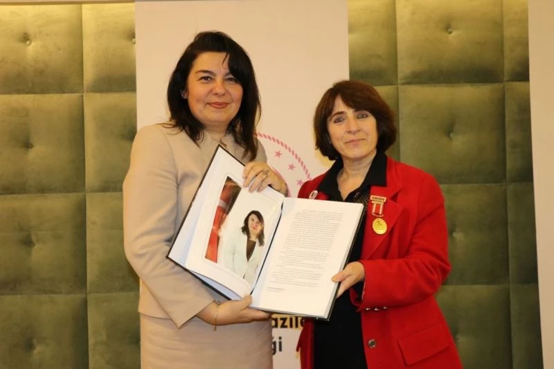 Çanakkale’nin şehitleri albümü tanıtıldı
