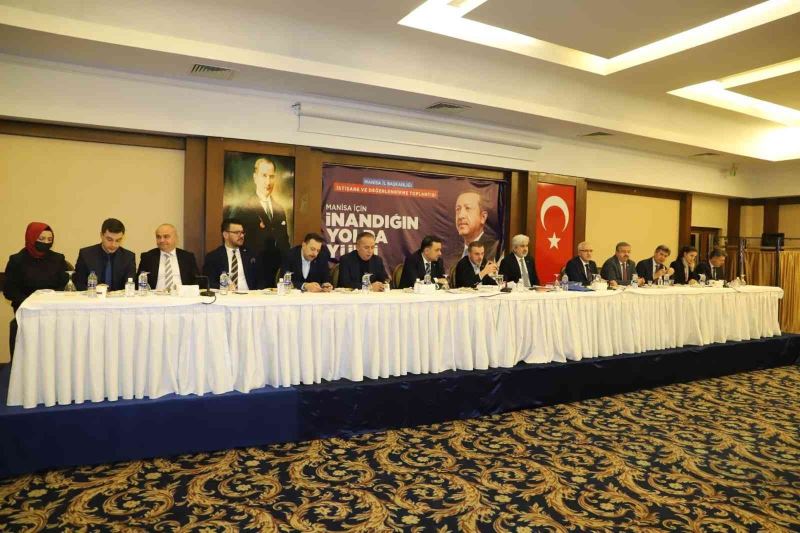 AK Parti Genel Başkan Yardımcısı Kandemir Manisa’da temaslarda bulundu
