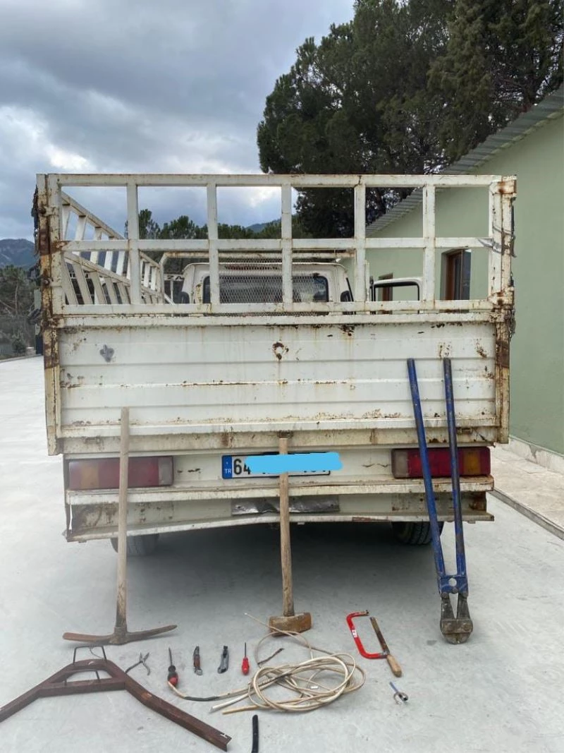 Su motoru ve kablo hırsızları kaçamadan yakalandı
