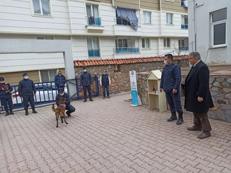 Kaymakam Özen, ‘Valör’ü ziyaret etti
